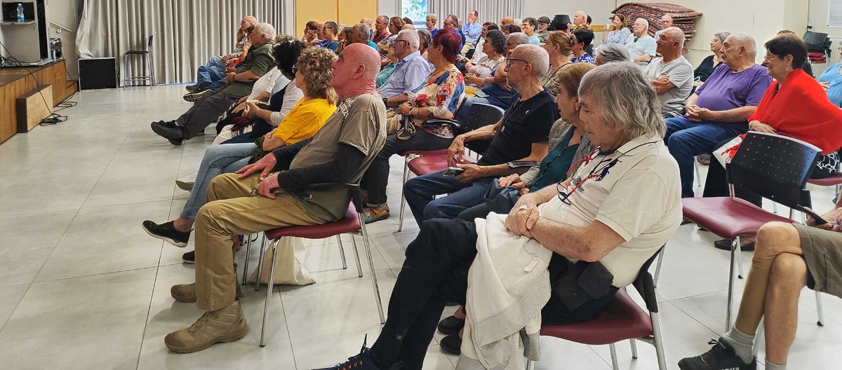 הרצאה עם פרופסור אהרון צחנובר