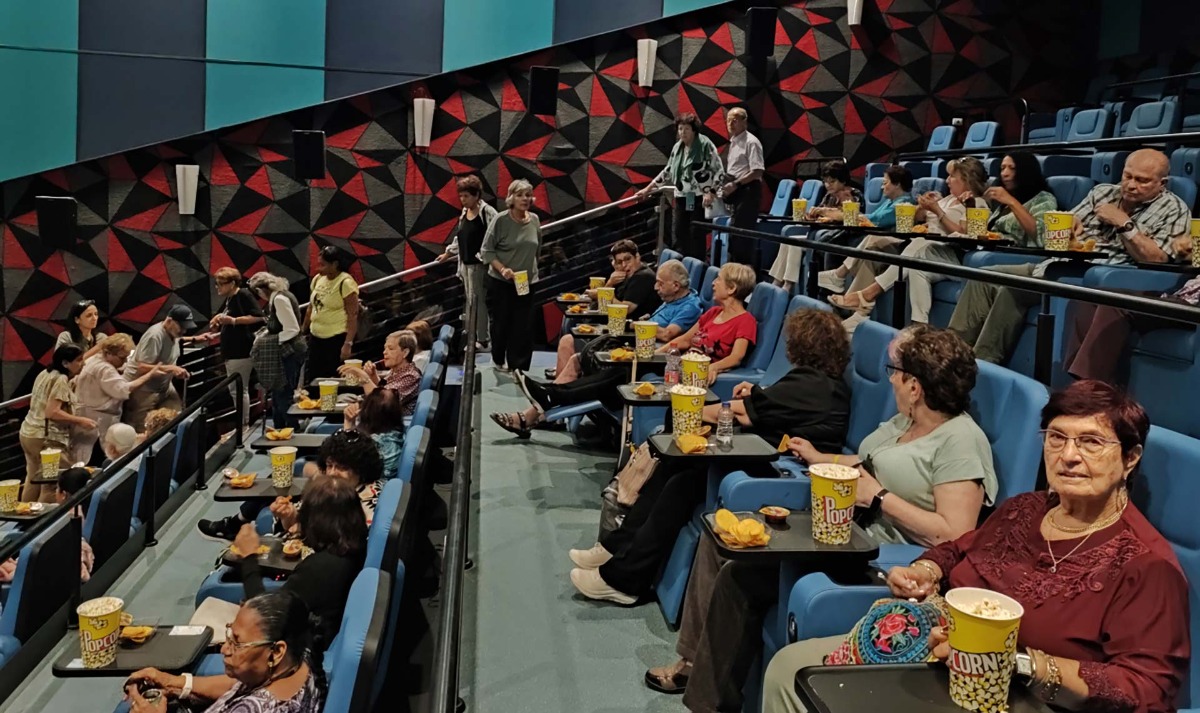 סינמה סיטי, סרט וארוחה במתחם VIP