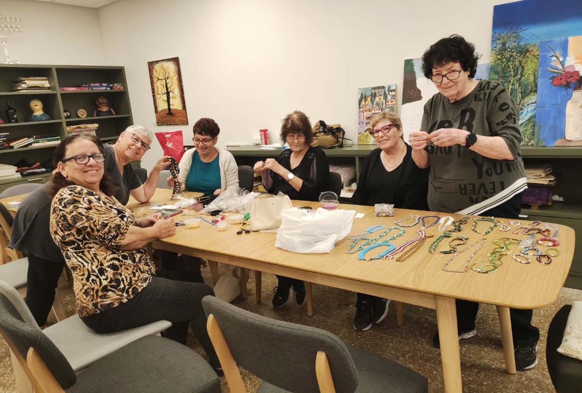 תכשיטים עם יהודית