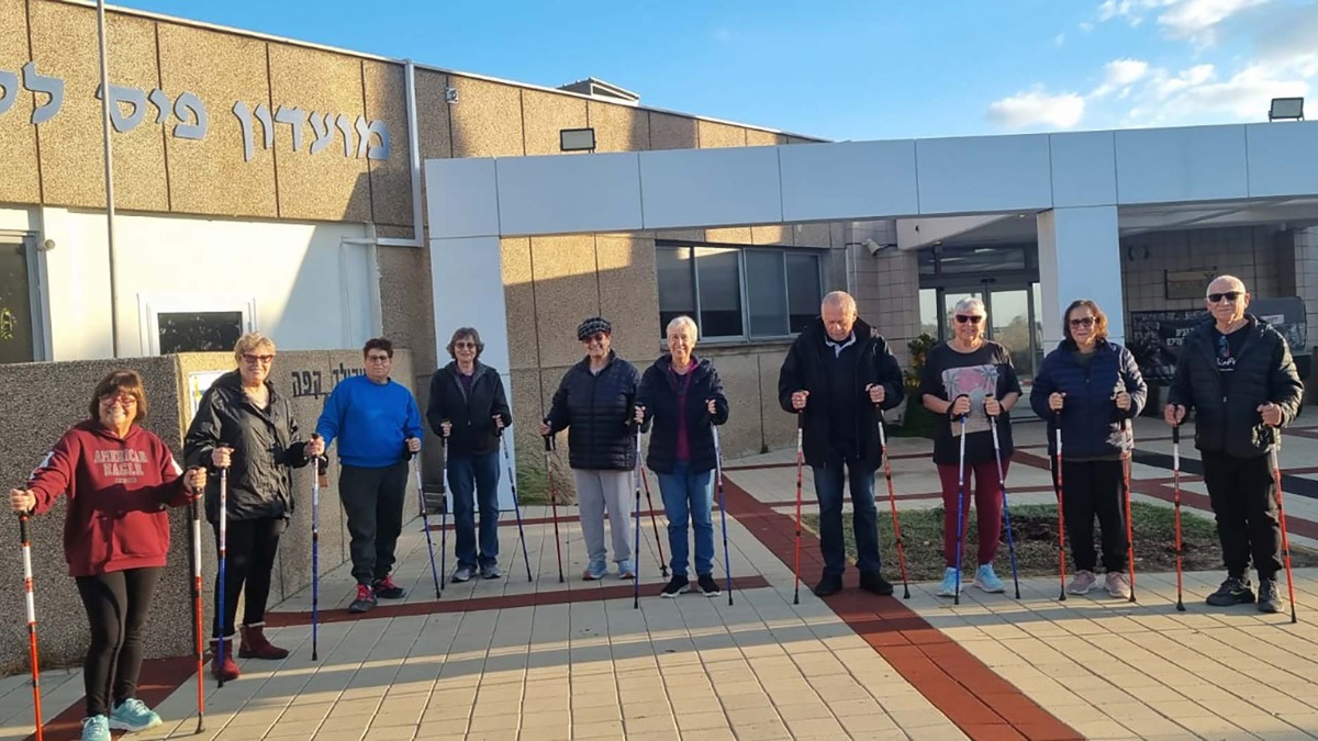 הליכה נורדית עם מאיר