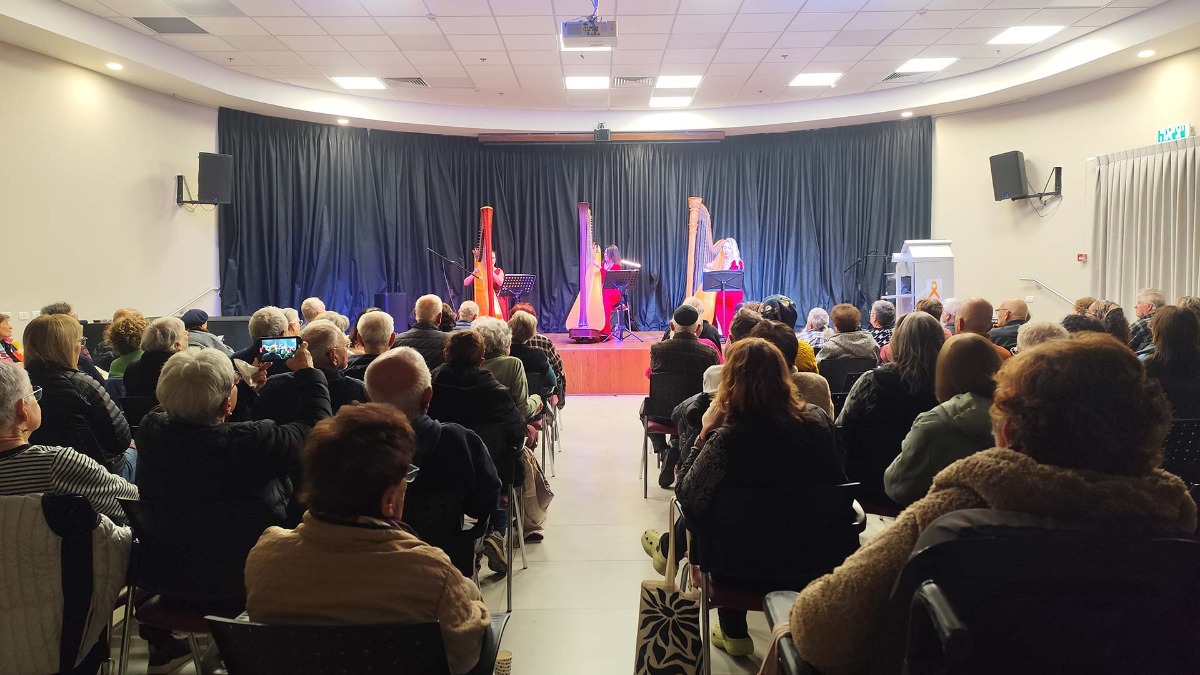 שלישיית הנבל ורסאי