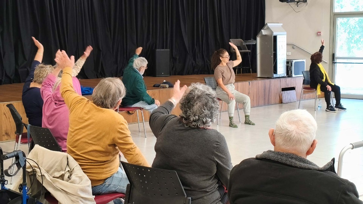 התעמלות עם מיכל לאלו