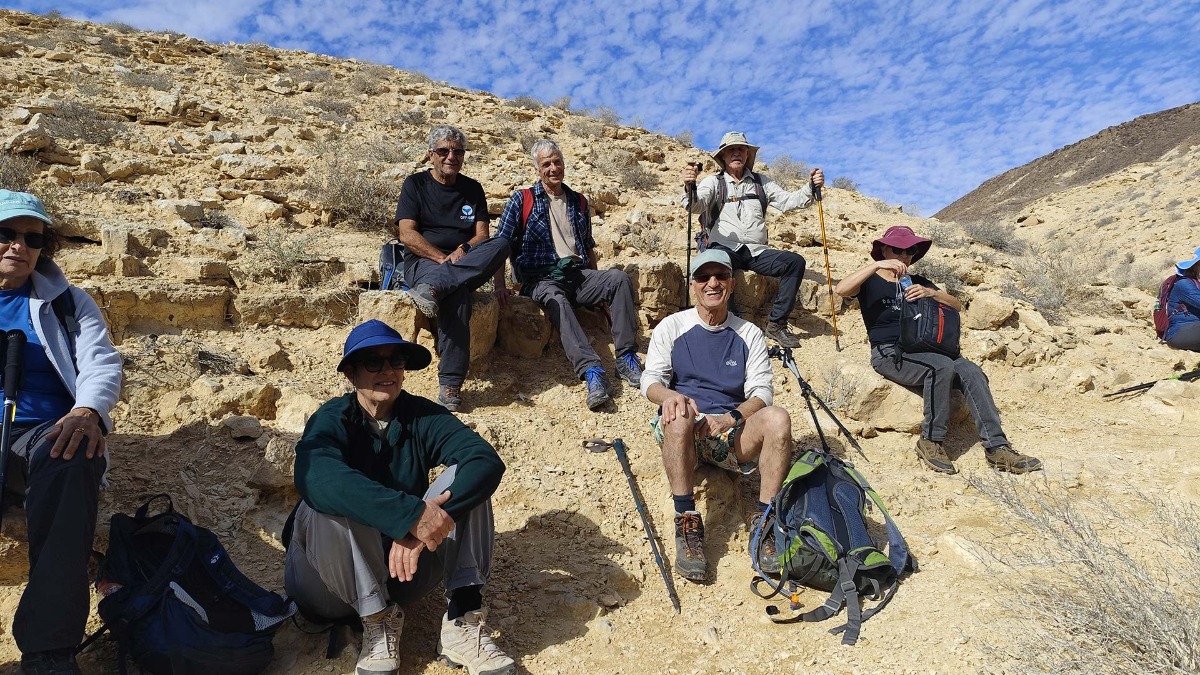 מיטיבי לכת מטיילים בשבילי ישראל עם יוני שטרן - הר ונחל צרור