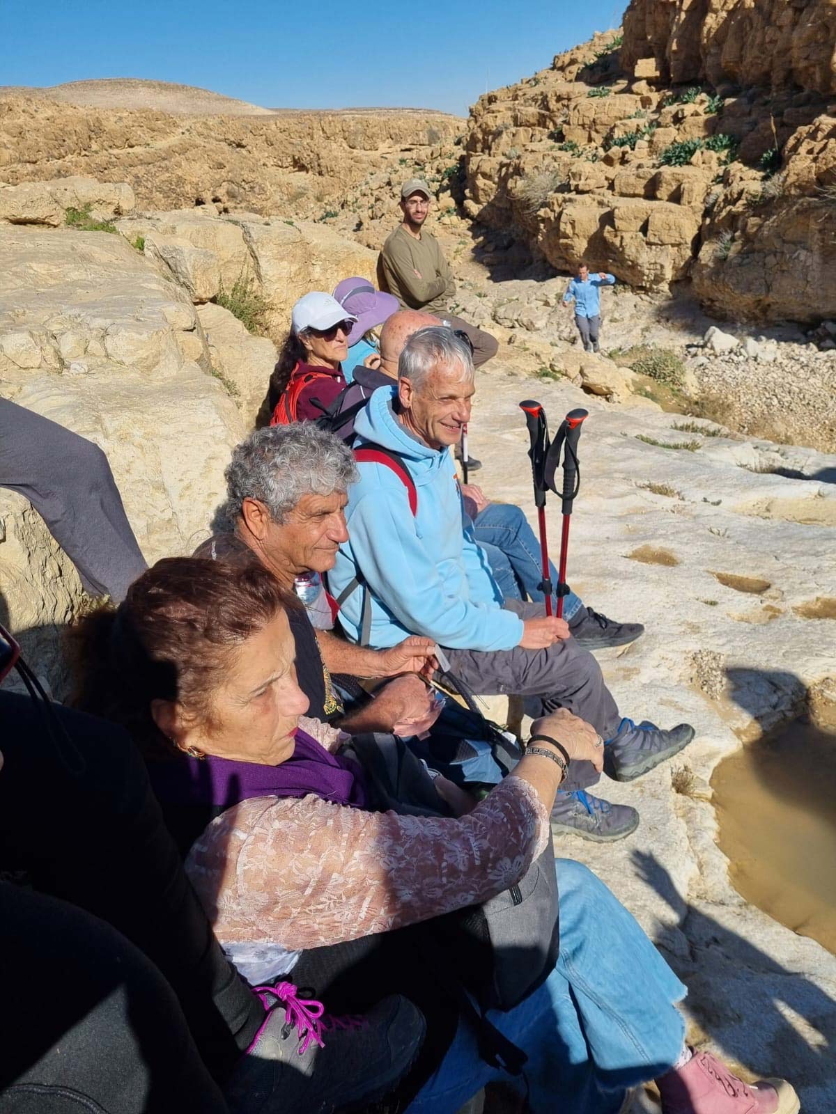 נווה אשכול מטיילים בשבילי ישראל עם יוני שטרן - נחל רחף עליון