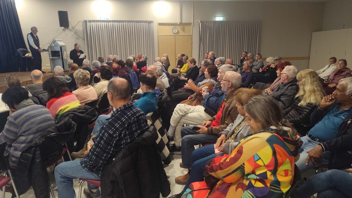 בועות סבות ומה שביניהן - זוכה פרס הנובל לכימיה, פרופסור דן שכטמן