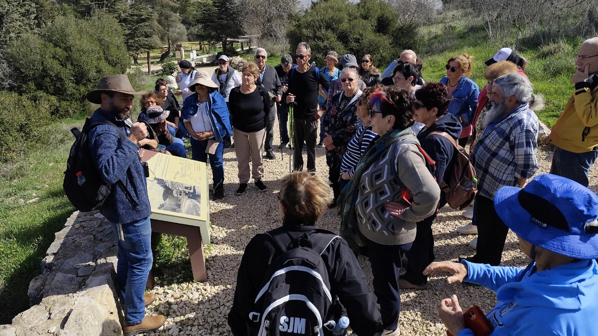 טיול עין חמד, קסטל, הר אדר
