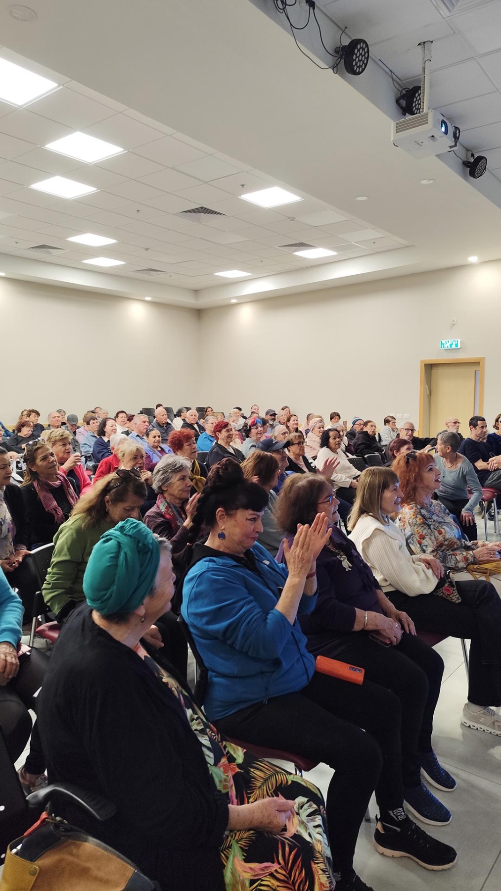 צלילי בוקר טו בשבט ויום הולדת קהילה תומכת