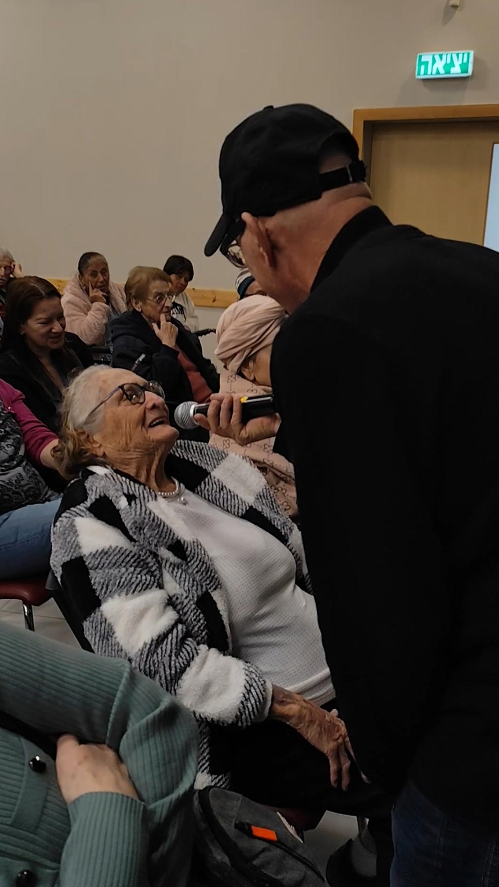 צלילי בוקר טו בשבט ויום הולדת קהילה תומכת