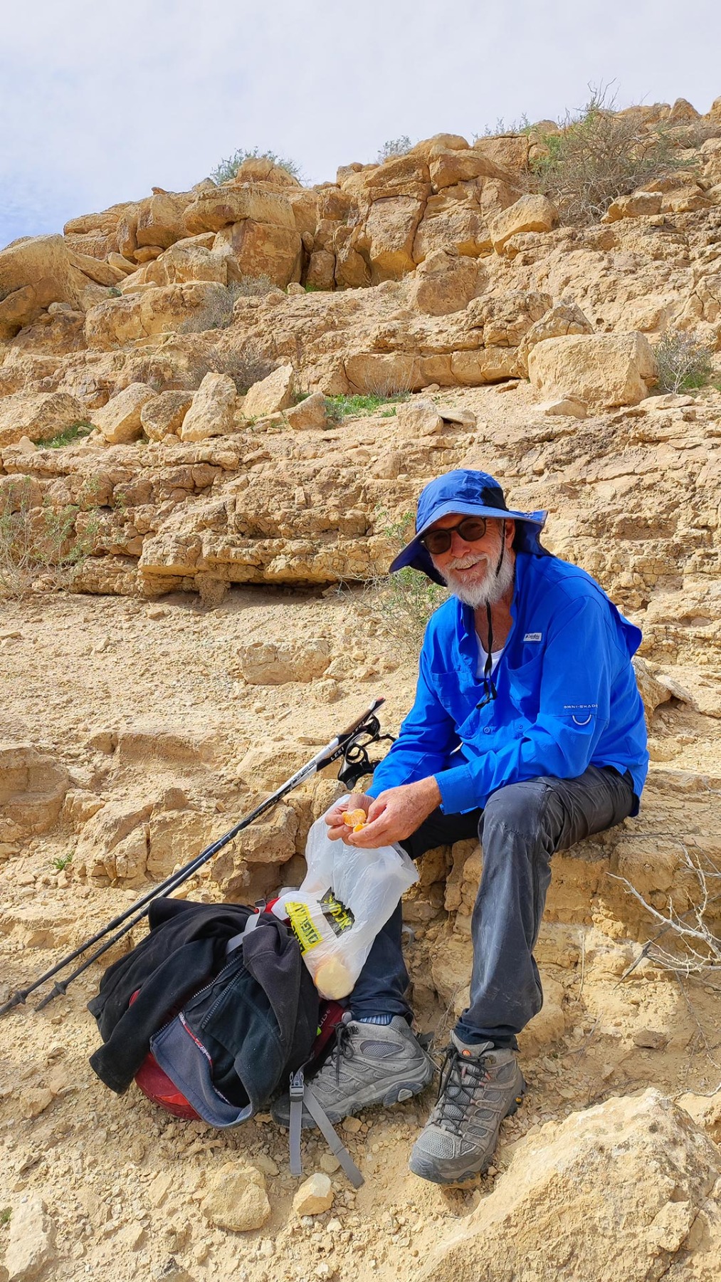 נווה אשכול מטיילים בשבילי ישראל עם יוני שטרן - נחלים חצץ ומצדים