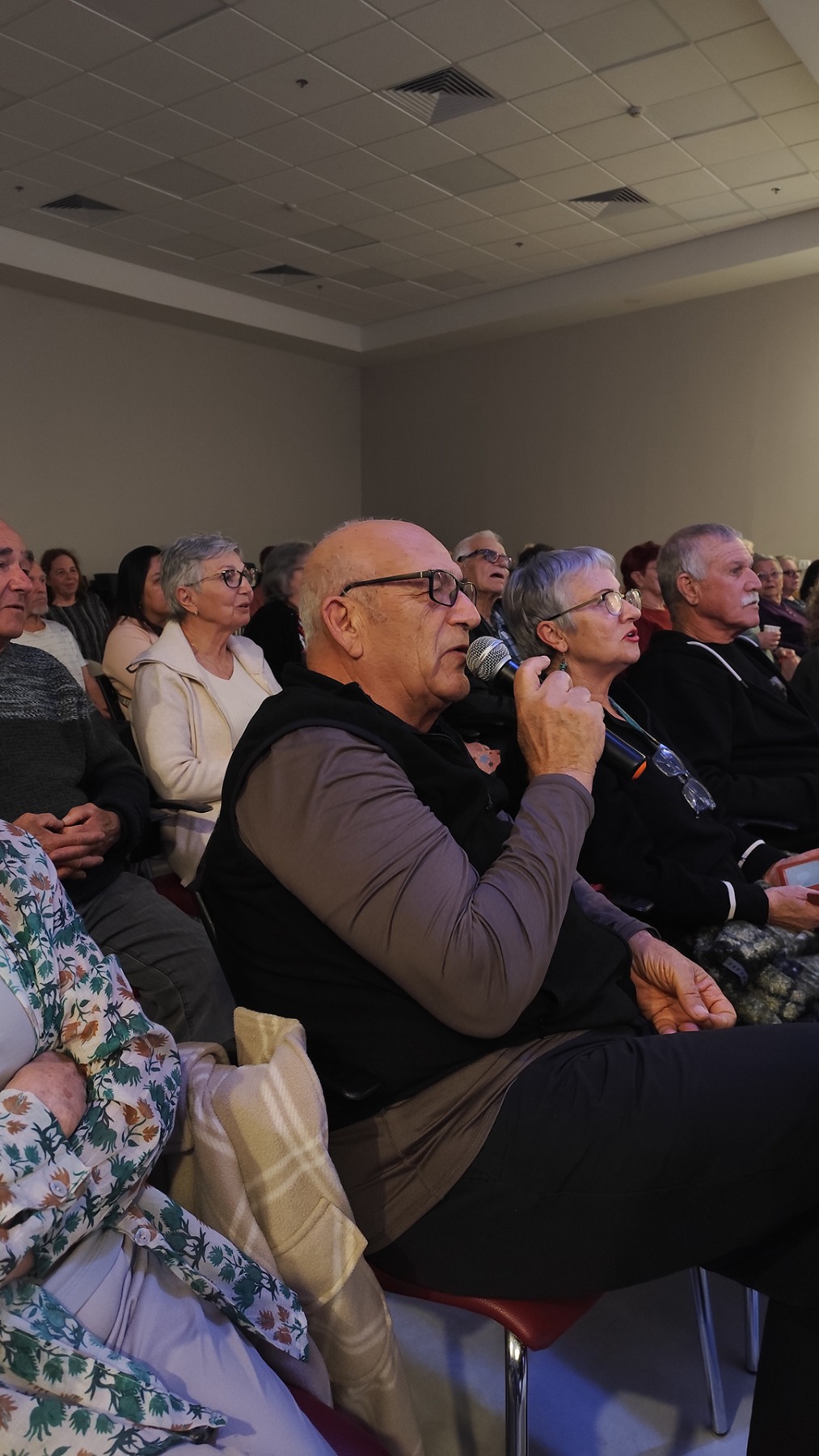 מופע שרים ופותרים עם יואב בן חיים ויאיר מצפה