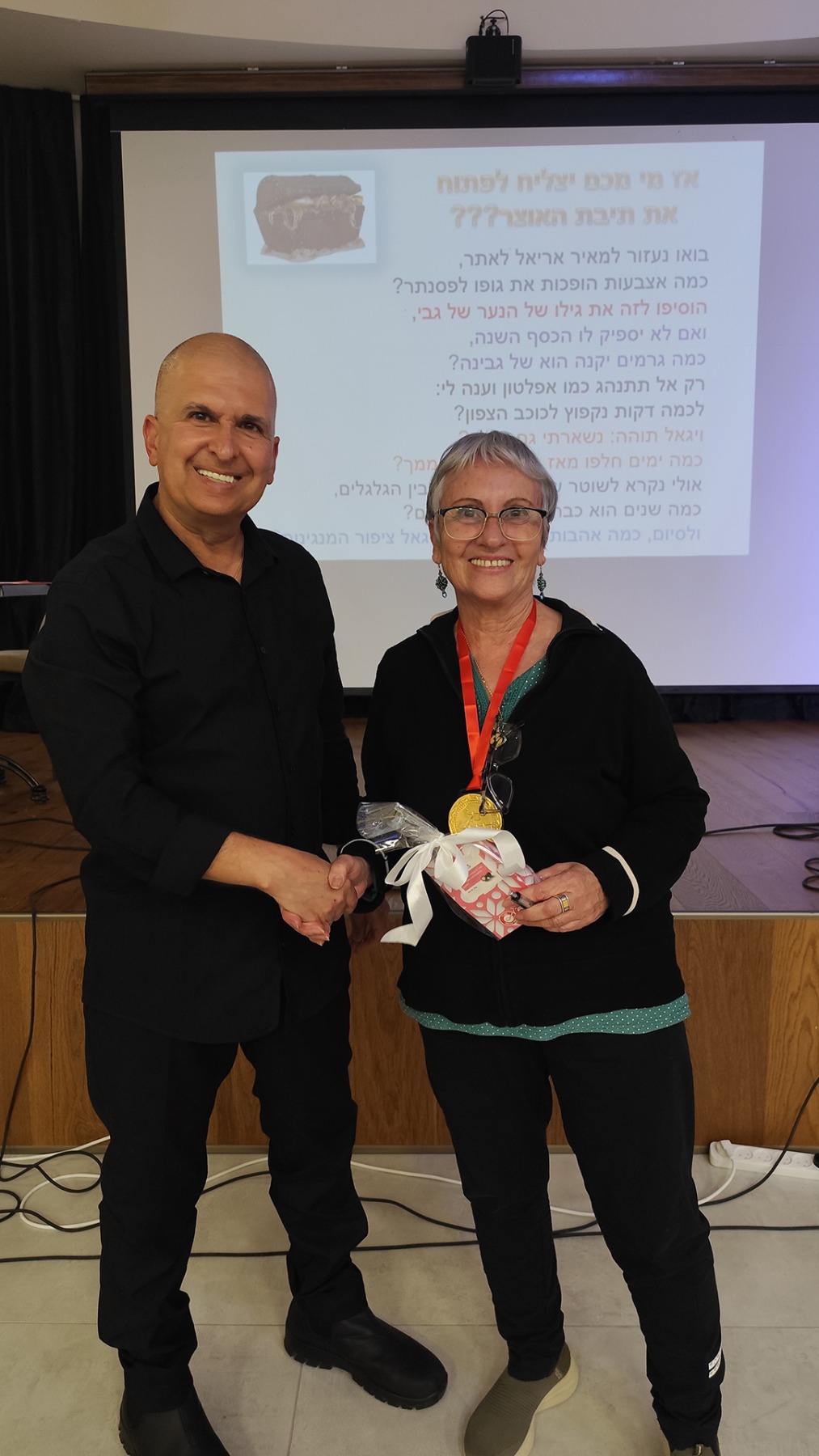 מופע שרים ופותרים עם יואב בן חיים ויאיר מצפה