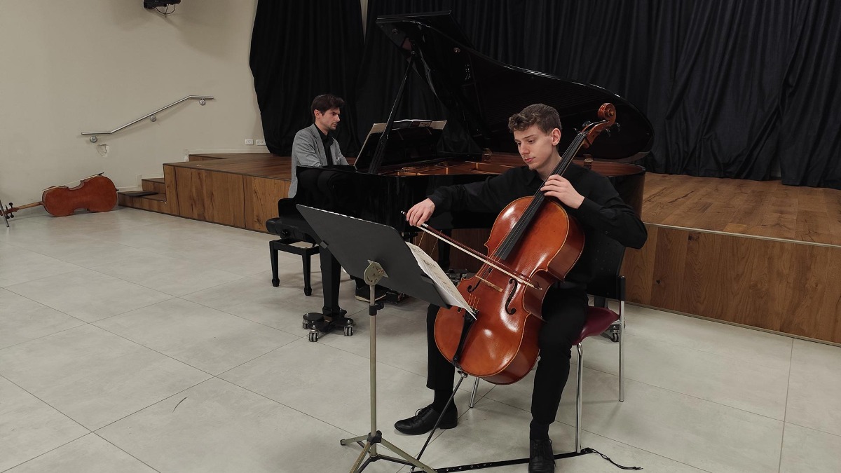 קונצרט צלילי בוקר - רומן סליוטוב ונגני התזמורת הסימפונית של ברגיש גלאדבך (גרמניה)