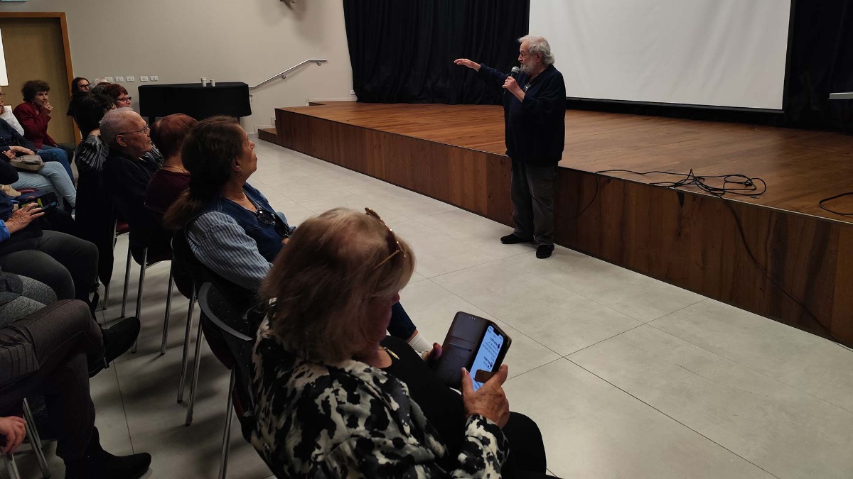 הקרנת הסרט "הילדים של הבית" - סיפורם של ילדי סלבינו ושיח עם יוצר הסרט גדי קסטל