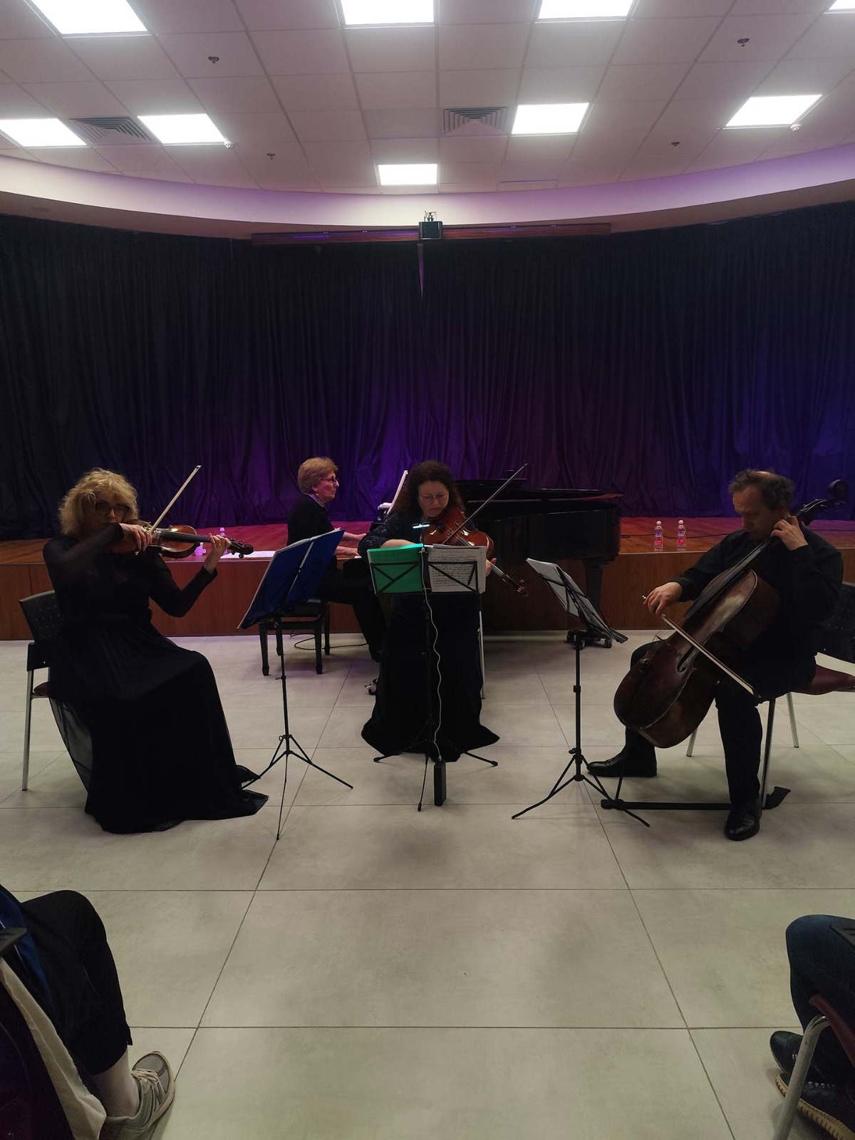 מופע דיאלוג של ארבע - קוורטט ה"קאמרית"